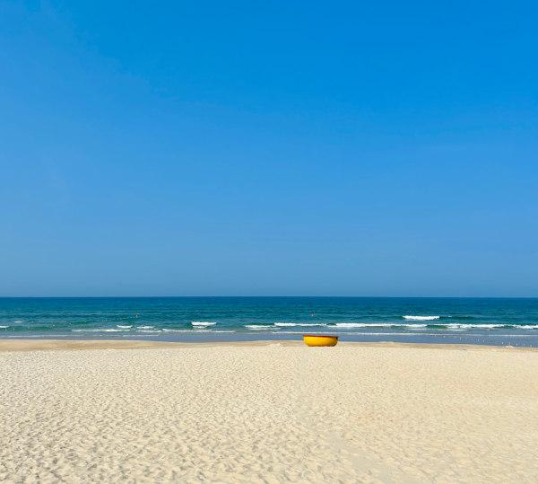 Non Nuoc Best Beach Da Nang
