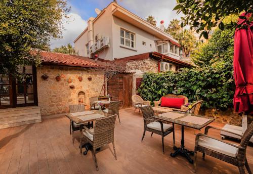 Boutique Hotels in Antalya Old Town (Kaleiçi) Zemira