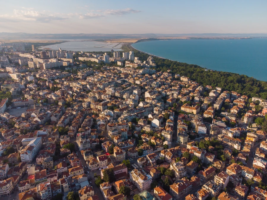 Burgas Bulgaria for remote workers expats digital nomads
